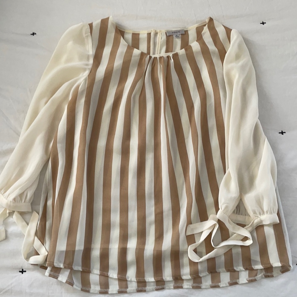 Blouse-Long sleeved